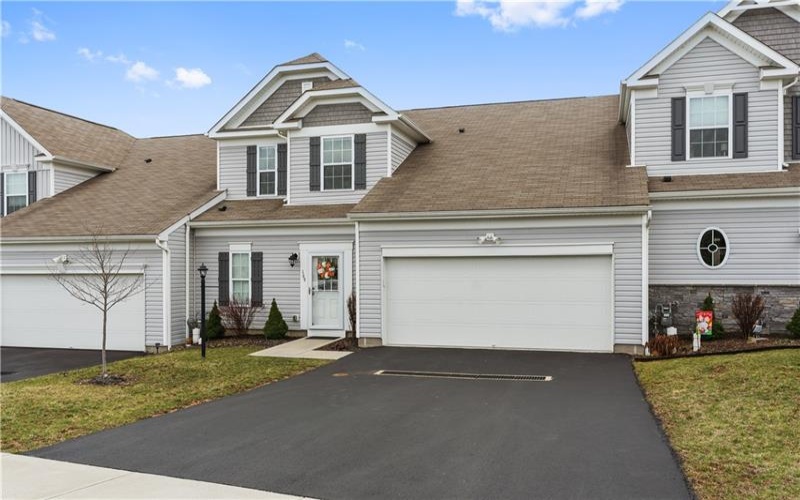 169 Viareggio Way, Finleyville, 15332, 3 Bedrooms Bedrooms, ,2.1 BathroomsBathrooms,Residential,For Sale,Viareggio Way,1694164