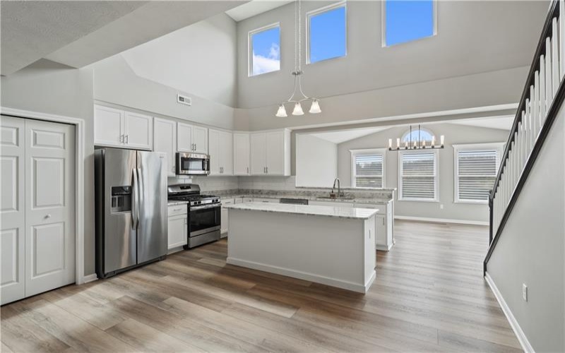 169 Viareggio Way, Finleyville, 15332, 3 Bedrooms Bedrooms, ,2.1 BathroomsBathrooms,Residential,For Sale,Viareggio Way,1694164