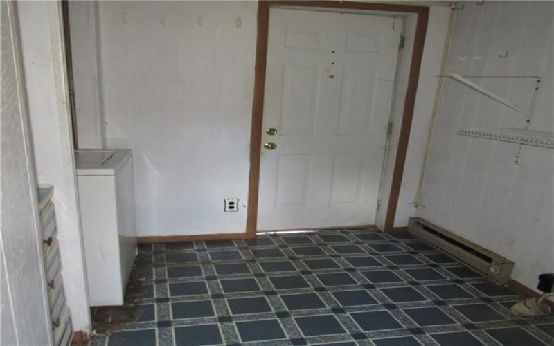 178 North Avenue, Charleroi, 15022, 2 Bedrooms Bedrooms, 6 Rooms Rooms,1 BathroomBathrooms,Residential,For Sale,North Avenue,1694174