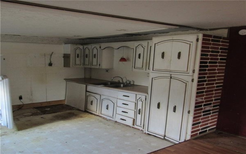178 North Avenue, Charleroi, 15022, 2 Bedrooms Bedrooms, 6 Rooms Rooms,1 BathroomBathrooms,Residential,For Sale,North Avenue,1694174