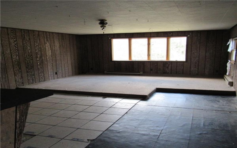 178 North Avenue, Charleroi, 15022, 2 Bedrooms Bedrooms, 6 Rooms Rooms,1 BathroomBathrooms,Residential,For Sale,North Avenue,1694174