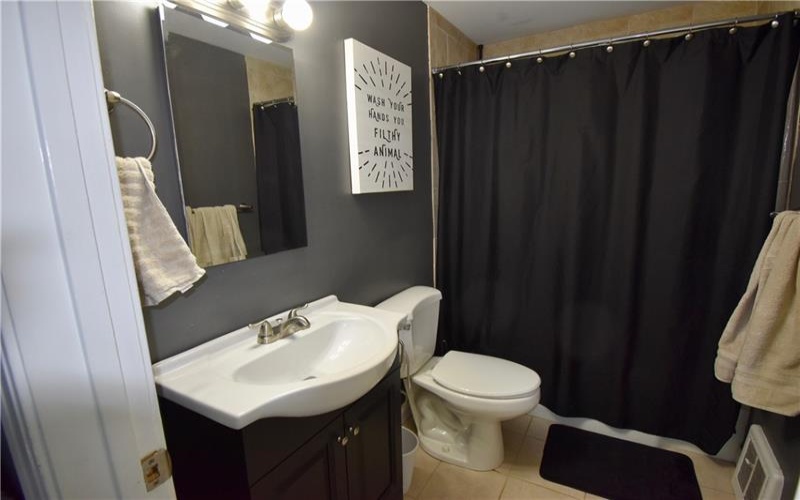 503 Arizona Dr, Lower Burrell, 15068, 3 Bedrooms Bedrooms, 7 Rooms Rooms,2 BathroomsBathrooms,Residential,For Sale,Arizona Dr,1675960