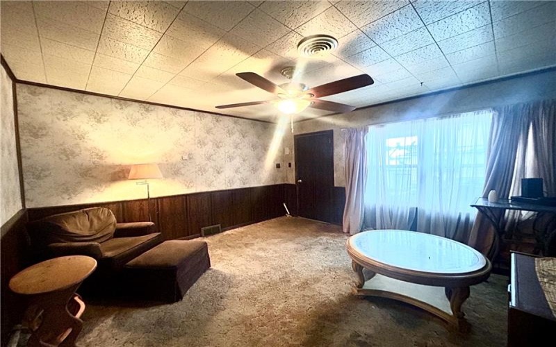 14 Dunlap St, Republic, 15475, 2 Bedrooms Bedrooms, 5 Rooms Rooms,1 BathroomBathrooms,Residential,For Sale,Dunlap St,1683946