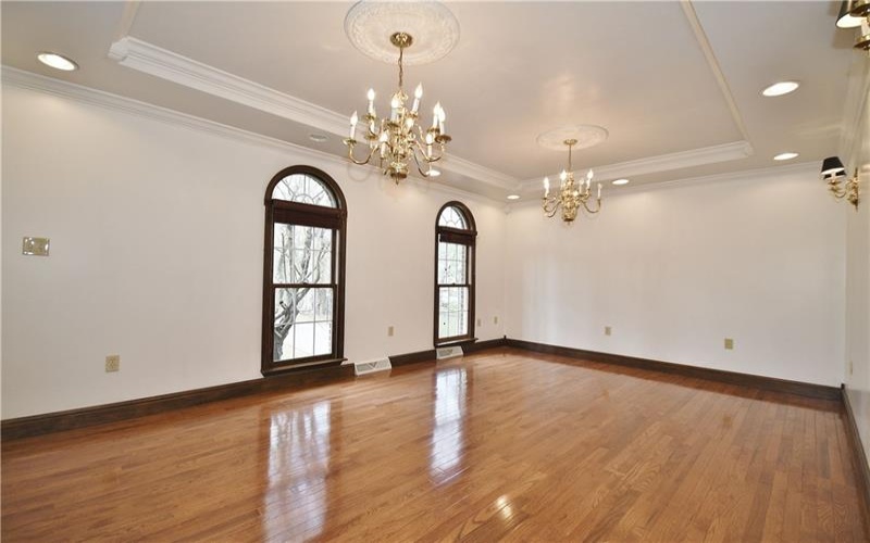 402 E Malden, Coal Center, 15423, 5 Bedrooms Bedrooms, 13 Rooms Rooms,5.1 BathroomsBathrooms,Residential,For Sale,E Malden,1694137