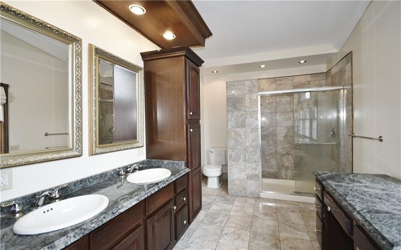 402 E Malden, Coal Center, 15423, 5 Bedrooms Bedrooms, 13 Rooms Rooms,5.1 BathroomsBathrooms,Residential,For Sale,E Malden,1694137