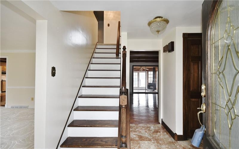 402 E Malden, Coal Center, 15423, 5 Bedrooms Bedrooms, 13 Rooms Rooms,5.1 BathroomsBathrooms,Residential,For Sale,E Malden,1694137
