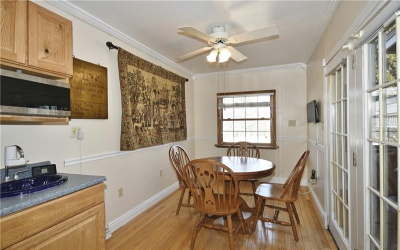 402 E Malden, Coal Center, 15423, 5 Bedrooms Bedrooms, 13 Rooms Rooms,5.1 BathroomsBathrooms,Residential,For Sale,E Malden,1694137