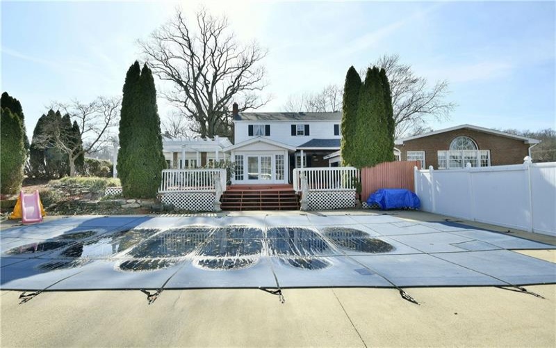 402 E Malden, Coal Center, 15423, 5 Bedrooms Bedrooms, 13 Rooms Rooms,5.1 BathroomsBathrooms,Residential,For Sale,E Malden,1694137
