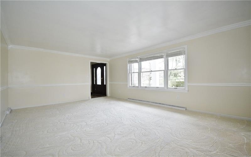 402 E Malden, Coal Center, 15423, 5 Bedrooms Bedrooms, 13 Rooms Rooms,5.1 BathroomsBathrooms,Residential,For Sale,E Malden,1694137