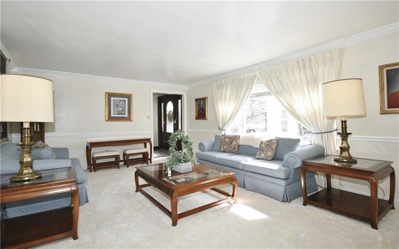 402 E Malden, Coal Center, 15423, 5 Bedrooms Bedrooms, 13 Rooms Rooms,5.1 BathroomsBathrooms,Residential,For Sale,E Malden,1694137