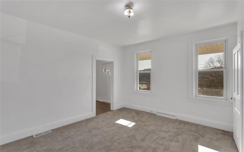 209 Allen Ave, Donora, 15033, 3 Bedrooms Bedrooms, 6 Rooms Rooms,2 BathroomsBathrooms,Residential,For Sale,Allen Ave,1694187