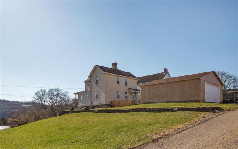 209 Allen Ave, Donora, 15033, 3 Bedrooms Bedrooms, 6 Rooms Rooms,2 BathroomsBathrooms,Residential,For Sale,Allen Ave,1694187