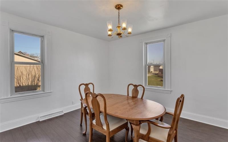 209 Allen Ave, Donora, 15033, 3 Bedrooms Bedrooms, 6 Rooms Rooms,2 BathroomsBathrooms,Residential,For Sale,Allen Ave,1694187