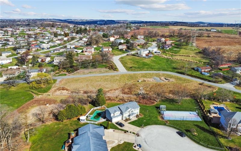 114 Adella Ct, Jeannette, 15644, 4 Bedrooms Bedrooms, 11 Rooms Rooms,3.1 BathroomsBathrooms,Residential,For Sale,Adella Ct,1694413