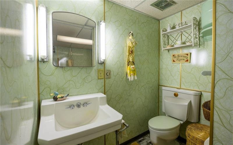 94 Brown Street, Uniontown, 15401, 2 Bedrooms Bedrooms, ,1.2 BathroomsBathrooms,Residential,For Sale,Brown Street,1694079
