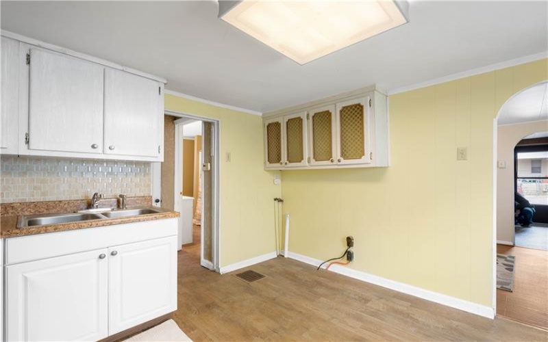 1020 Fayette Street, Washington, 15301, 2 Bedrooms Bedrooms, 6 Rooms Rooms,1 BathroomBathrooms,Residential,For Sale,Fayette Street,1694096