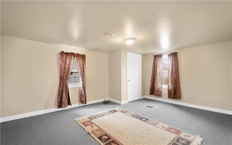 1020 Fayette Street, Washington, 15301, 2 Bedrooms Bedrooms, 6 Rooms Rooms,1 BathroomBathrooms,Residential,For Sale,Fayette Street,1694096