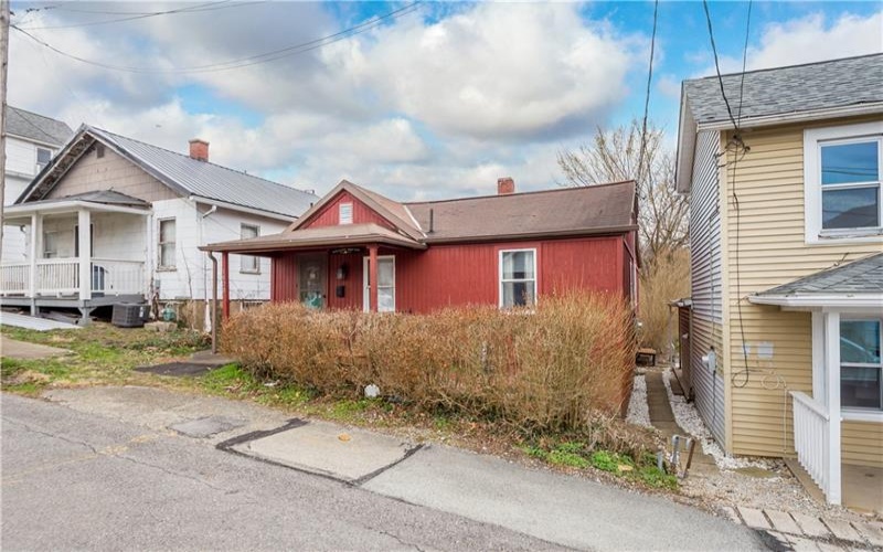 1020 Fayette Street, Washington, 15301, 2 Bedrooms Bedrooms, 6 Rooms Rooms,1 BathroomBathrooms,Residential,For Sale,Fayette Street,1694096