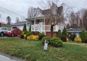 314 Blake Ave, Connellsville, 15425, 3 Bedrooms Bedrooms, 8 Rooms Rooms,1 BathroomBathrooms,Residential,For Sale,Blake Ave,1693133
