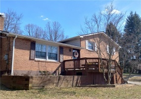 409 Himler Rd, Greensburg, 15601, 5 Bedrooms Bedrooms, 10 Rooms Rooms,3 BathroomsBathrooms,Residential,For Sale,Himler Rd,1686073