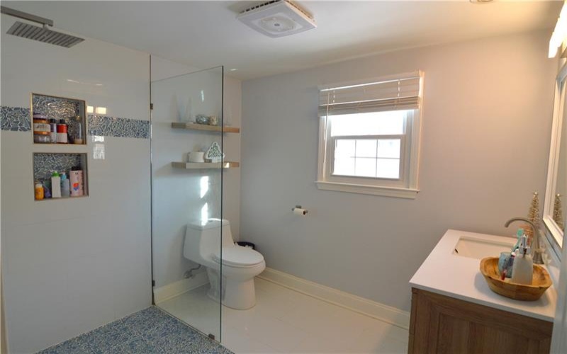 409 Himler Rd, Greensburg, 15601, 5 Bedrooms Bedrooms, 10 Rooms Rooms,3 BathroomsBathrooms,Residential,For Sale,Himler Rd,1686073