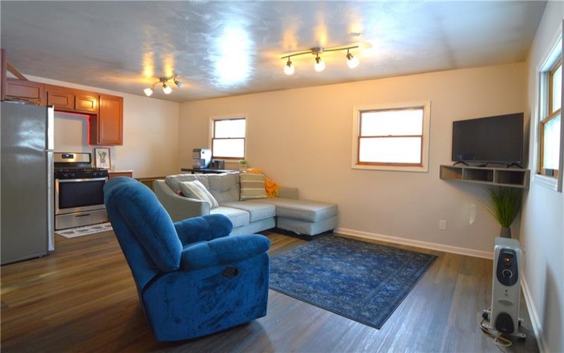 409 Himler Rd, Greensburg, 15601, 5 Bedrooms Bedrooms, 10 Rooms Rooms,3 BathroomsBathrooms,Residential,For Sale,Himler Rd,1686073