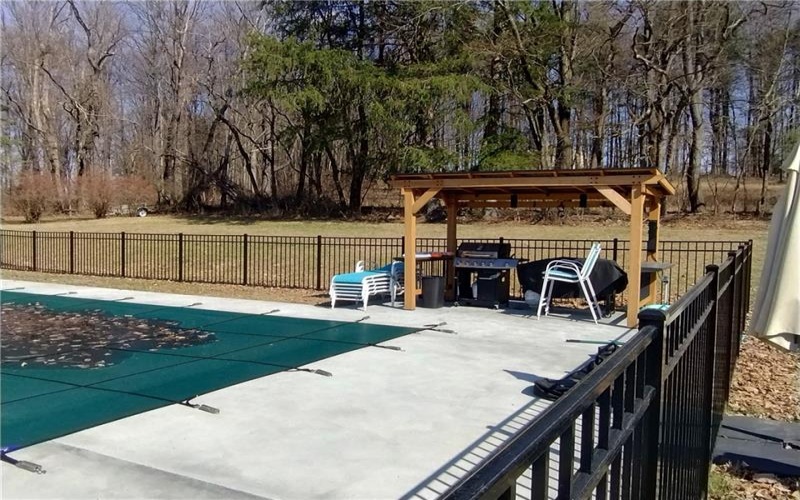 409 Himler Rd, Greensburg, 15601, 5 Bedrooms Bedrooms, 10 Rooms Rooms,3 BathroomsBathrooms,Residential,For Sale,Himler Rd,1686073