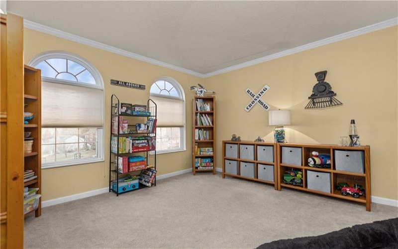 516 Potomac Dr, Washington, 15301, 4 Bedrooms Bedrooms, 9 Rooms Rooms,2.1 BathroomsBathrooms,Residential,For Sale,Potomac Dr,1693800