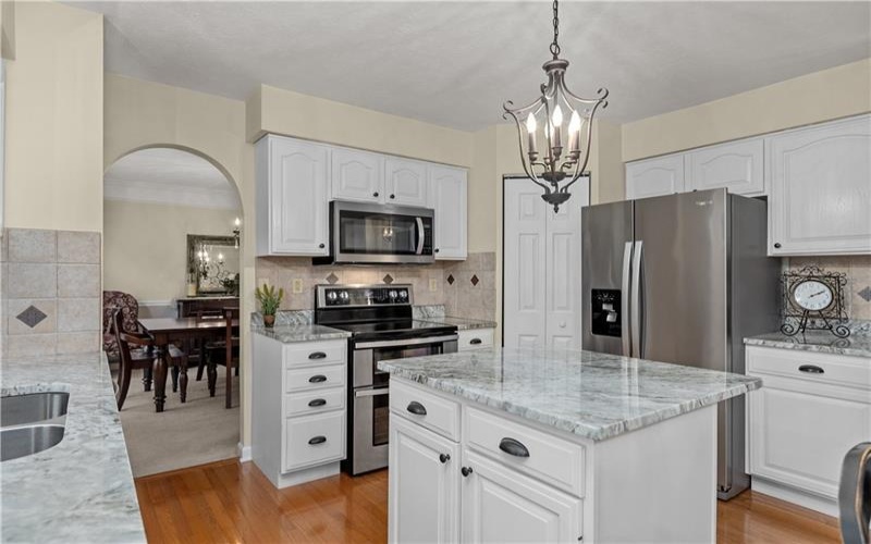 516 Potomac Dr, Washington, 15301, 4 Bedrooms Bedrooms, 9 Rooms Rooms,2.1 BathroomsBathrooms,Residential,For Sale,Potomac Dr,1693800