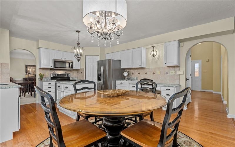 516 Potomac Dr, Washington, 15301, 4 Bedrooms Bedrooms, 9 Rooms Rooms,2.1 BathroomsBathrooms,Residential,For Sale,Potomac Dr,1693800