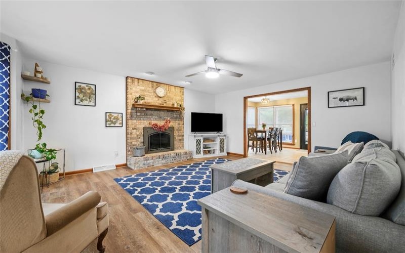224 Waugaman Rd, Harrison City, 15636, 3 Bedrooms Bedrooms, 7 Rooms Rooms,2.1 BathroomsBathrooms,Residential,For Sale,Waugaman Rd,1694706