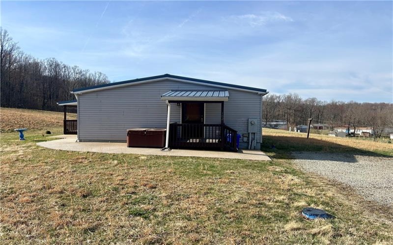102 Candice St, Hopwood, 15445, 3 Bedrooms Bedrooms, 5 Rooms Rooms,2 BathroomsBathrooms,Residential,For Sale,Candice St,1692768