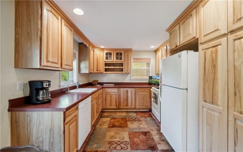 520 Bunker Hill Road, Central City, 15926, 2 Bedrooms Bedrooms, ,2 BathroomsBathrooms,Residential,For Sale,Bunker Hill Road,1691770