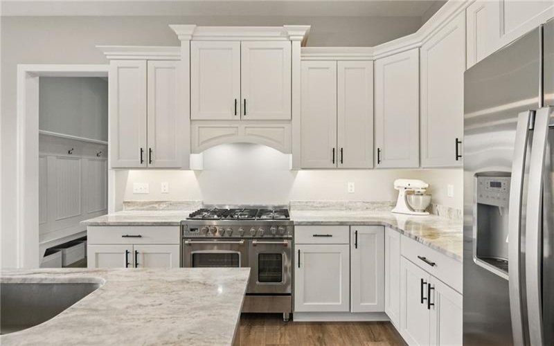 422 Barons Ct, Venetia, 15367, 5 Bedrooms Bedrooms, 11 Rooms Rooms,4.1 BathroomsBathrooms,Residential,For Sale,Barons Ct,1694839