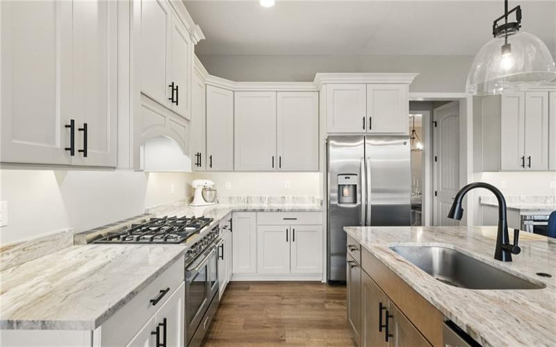 422 Barons Ct, Venetia, 15367, 5 Bedrooms Bedrooms, 11 Rooms Rooms,4.1 BathroomsBathrooms,Residential,For Sale,Barons Ct,1694839