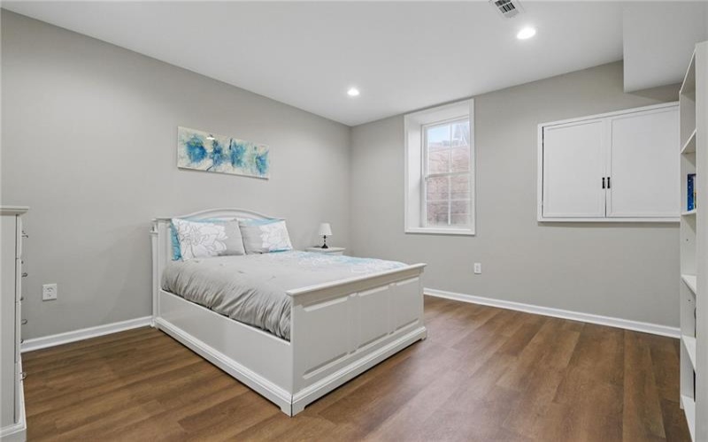 422 Barons Ct, Venetia, 15367, 5 Bedrooms Bedrooms, 11 Rooms Rooms,4.1 BathroomsBathrooms,Residential,For Sale,Barons Ct,1694839