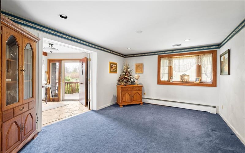 643 Bower Hill Road, Venetia, 15367, 6 Bedrooms Bedrooms, 12 Rooms Rooms,3 BathroomsBathrooms,Residential,For Sale,Bower Hill Road,1695003
