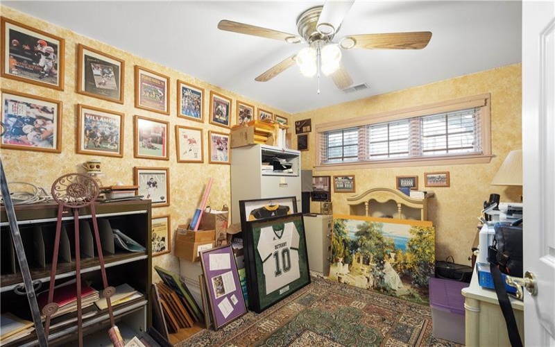 643 Bower Hill Road, Venetia, 15367, 6 Bedrooms Bedrooms, 12 Rooms Rooms,3 BathroomsBathrooms,Residential,For Sale,Bower Hill Road,1695003
