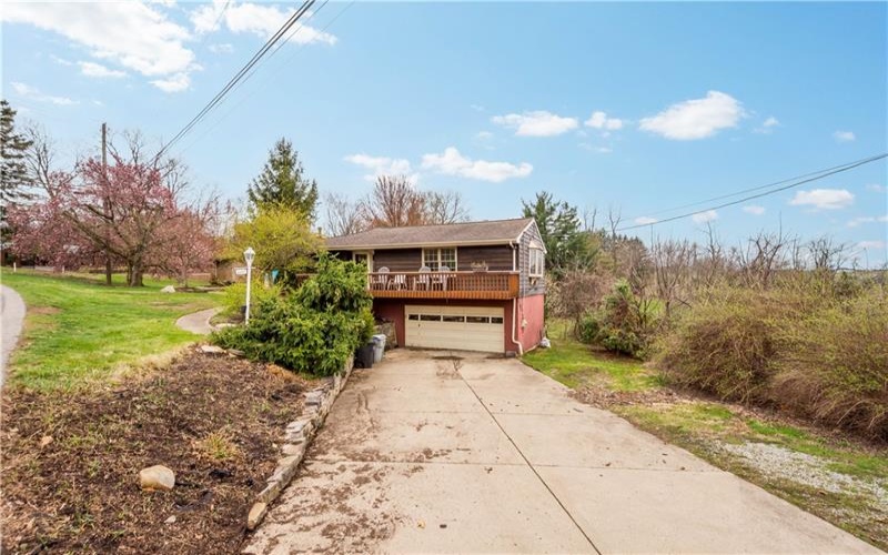 643 Bower Hill Road, Venetia, 15367, 6 Bedrooms Bedrooms, 12 Rooms Rooms,3 BathroomsBathrooms,Residential,For Sale,Bower Hill Road,1695003