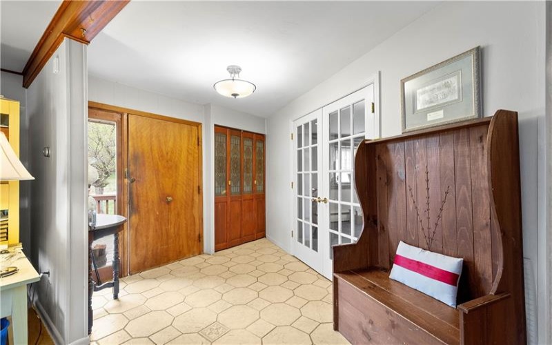 643 Bower Hill Road, Venetia, 15367, 6 Bedrooms Bedrooms, 12 Rooms Rooms,3 BathroomsBathrooms,Residential,For Sale,Bower Hill Road,1695003