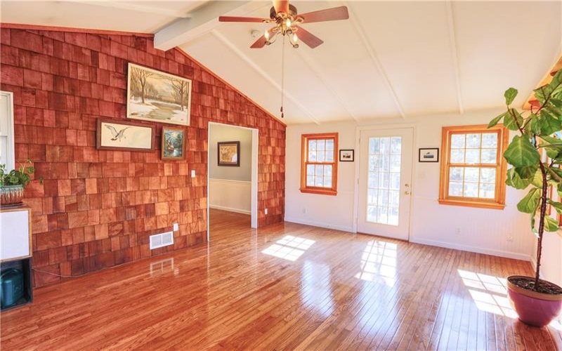 122 Oak, Canonsburg, 15317, 4 Bedrooms Bedrooms, 10 Rooms Rooms,3 BathroomsBathrooms,Residential,For Sale,Oak,1695010