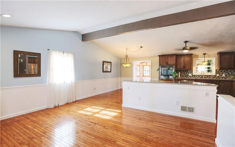 122 Oak, Canonsburg, 15317, 4 Bedrooms Bedrooms, 10 Rooms Rooms,3 BathroomsBathrooms,Residential,For Sale,Oak,1695010