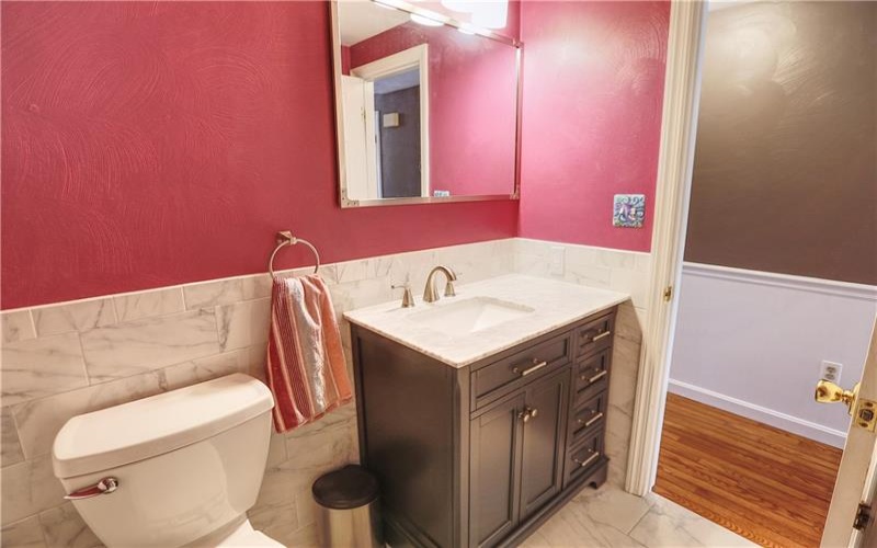 122 Oak, Canonsburg, 15317, 4 Bedrooms Bedrooms, 10 Rooms Rooms,3 BathroomsBathrooms,Residential,For Sale,Oak,1695010