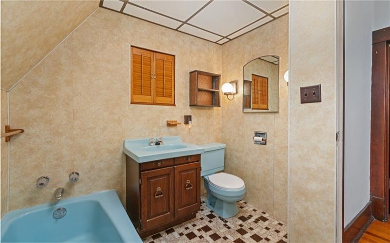 767 Fellsburg Rd, Belle Vernon, 15012, 3 Bedrooms Bedrooms, 10 Rooms Rooms,1.1 BathroomsBathrooms,Residential,For Sale,Fellsburg Rd,1674842