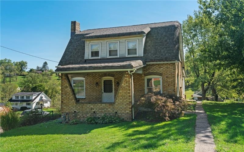 767 Fellsburg Rd, Belle Vernon, 15012, 3 Bedrooms Bedrooms, 10 Rooms Rooms,1.1 BathroomsBathrooms,Residential,For Sale,Fellsburg Rd,1674842