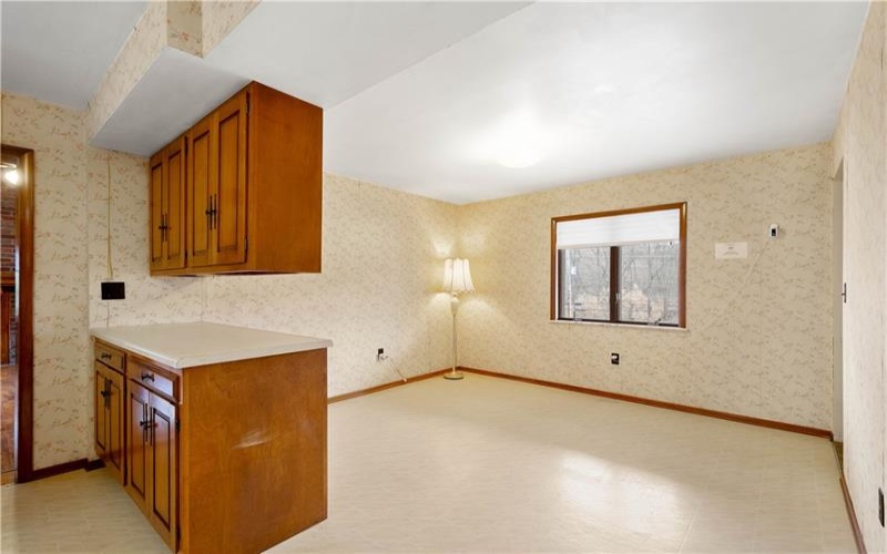 172 Cecil Henderson Rd, Canonsburg, 15317, 3 Bedrooms Bedrooms, 8 Rooms Rooms,2 BathroomsBathrooms,Residential,For Sale,Cecil Henderson Rd,1695078