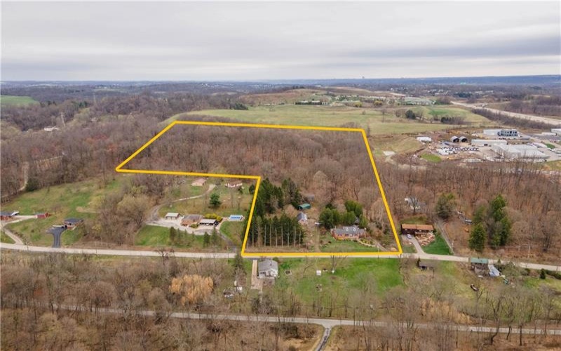 172 Cecil Henderson Rd, Canonsburg, 15317, 3 Bedrooms Bedrooms, 8 Rooms Rooms,2 BathroomsBathrooms,Residential,For Sale,Cecil Henderson Rd,1695078