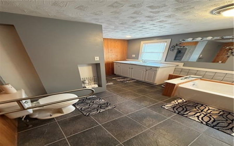1406 Somerset Ave, Windber, 15963, 2 Bedrooms Bedrooms, ,1.2 BathroomsBathrooms,Residential,For Sale,Somerset Ave,1695111