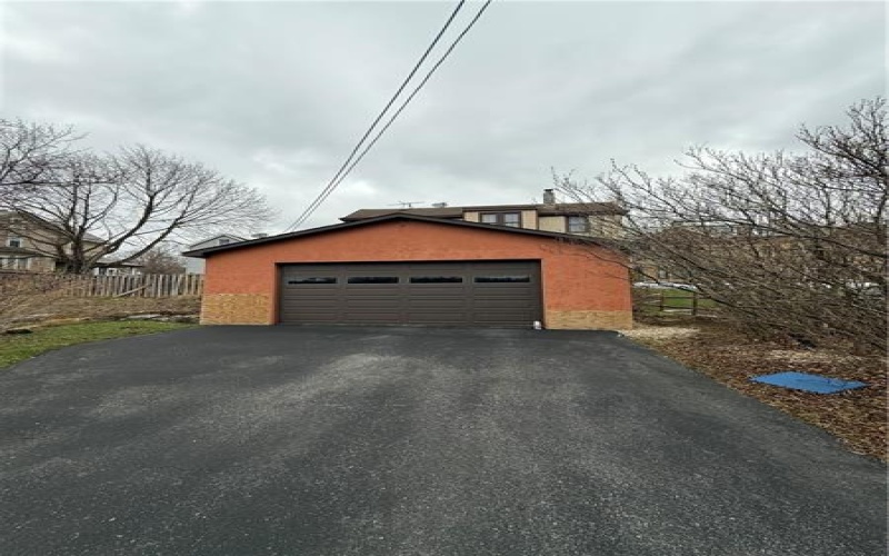 1406 Somerset Ave, Windber, 15963, 2 Bedrooms Bedrooms, ,1.2 BathroomsBathrooms,Residential,For Sale,Somerset Ave,1695111