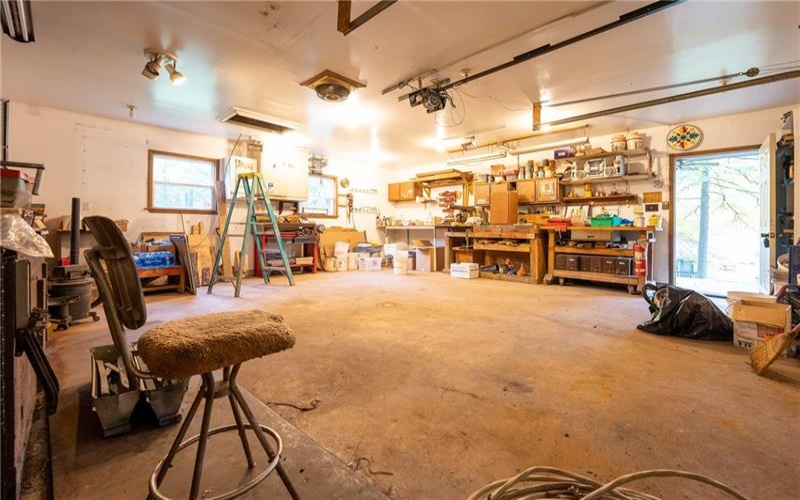 601 Bank St, Derry, 15627, ,Farm-acreage-lot,For Sale,Garage,Bank St,1695115
